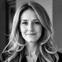 Kelley Watson Headshot